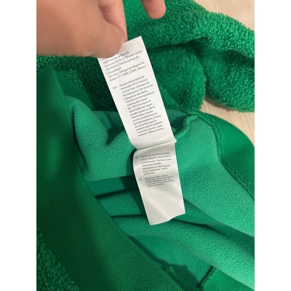 COS Men’s Relaxed Fit Teddy Sweatshirt Size Medium Green Long Sleeve Crew Neck - Picture 12 of 12